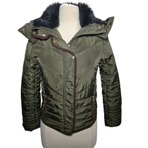 Zenana Outfitters Women's Olive Green Puffer Coat Faux Fur Hood Size Small